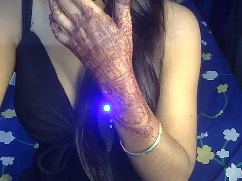 Snapshot of alia_rahil chatting on October 11, 2025, 4:13 am alia rahil online show from October 11, 2025, 4:13 am