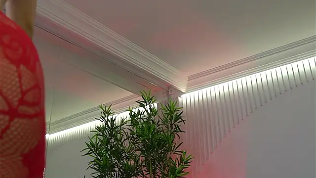 Snapshot of TifannyRay chatting on February 4, 2026, 6:30 am TifannyRay online show from February 4, 2026, 6:30 am