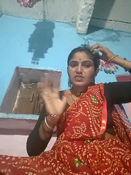 LUCKY cut online show from September 30, 2025, 4:02 pm