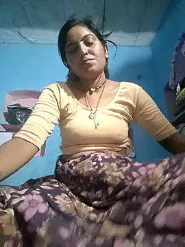 LUCKY cut online show from September 17, 2025, 9:39 pm