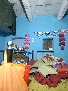 LUCKY cut online show from November 14, 2025, 6:11 pm