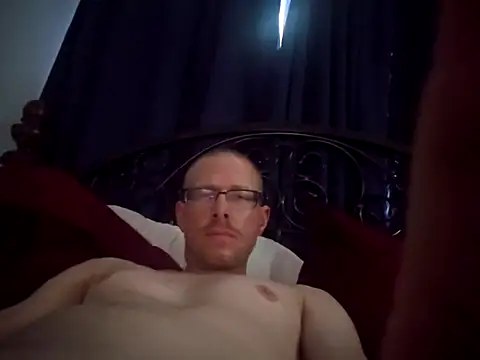 MrLeakyHelmet online show from September 15, 2025, 1:00 pm