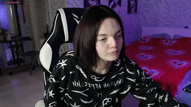 Snapshot of Kitti_study chatting on October 18, 2025, 6:15 am Kitti study online show from October 18, 2025, 6:15 am