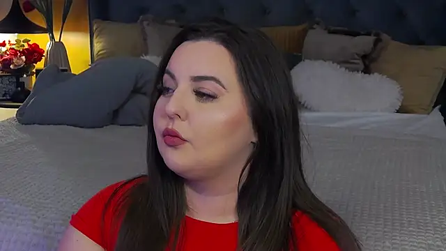 Mia Swano online show from November 15, 2025, 11:42 pm