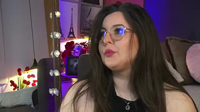 Snapshot of Mia_Swano chatting on February 22, 2026, 4:15 am Mia Swano online show from February 22, 2026, 4:15 am