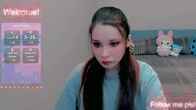 Snapshot of Kitten_Alissa chatting on April 29, 2026, 7:31 pm Kitten Alissa online show from April 29, 2026, 7:31 pm