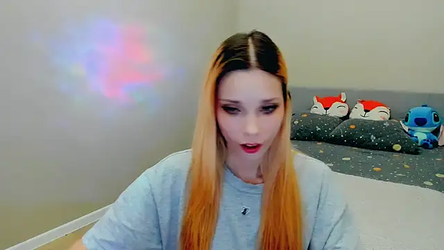Snapshot of Kitten_Alissa chatting on October 4, 2025, 7:59 pm Kitten Alissa online show from October 4, 2025, 7:59 pm