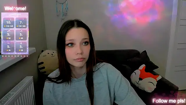 Snapshot of Kitten_Alissa chatting on May 20, 2026, 1:08 pm Kitten Alissa online show from May 20, 2026, 1:08 pm