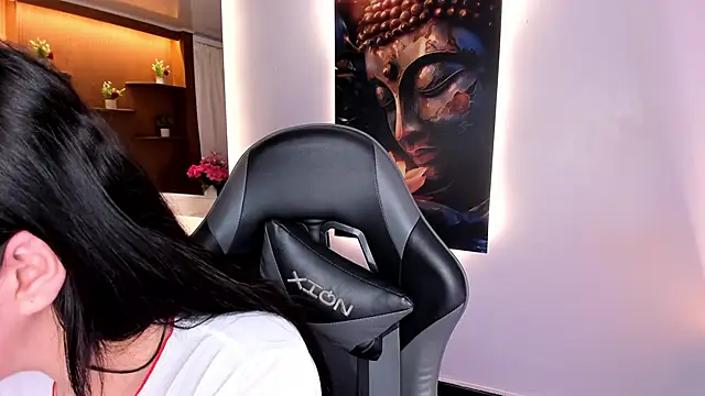 Snapshot of jasmincollin_ chatting on April 8, 2026, 2:46 am jasmincollin online show from April 8, 2026, 2:46 am