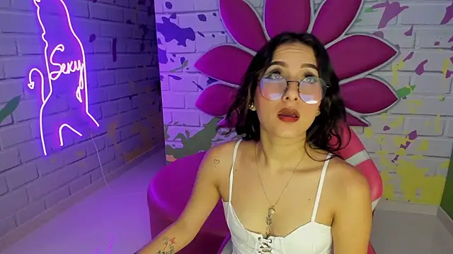 ValerySkinnyy online show from December 13, 2025, 11:44 pm