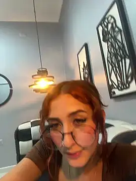 Snapshot of ValerySkinnyy chatting on April 9, 2026, 12:12 am ValerySkinnyy online show from April 9, 2026, 12:12 am