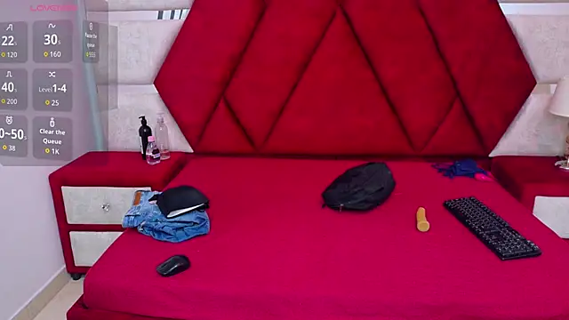 Kity spiderr online show from October 11, 2025, 12:39 pm