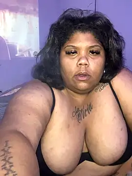 BlaxicanaMami online show from October 16, 2025, 4:32 am