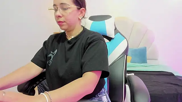 Snapshot of CataleyaAmaya chatting on September 22, 2025, 12:00 pm CataleyaAmaya online show from September 22, 2025, 12:00 pm