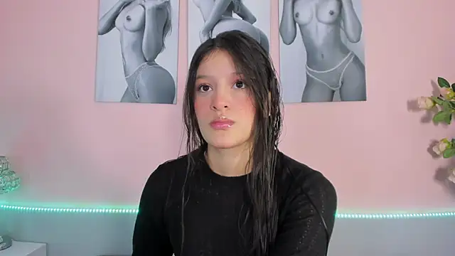 Snapshot of Stefany_gonzales_ chatting on May 12, 2026, 12:22 pm Stefany gonzales online show from May 12, 2026, 12:22 pm