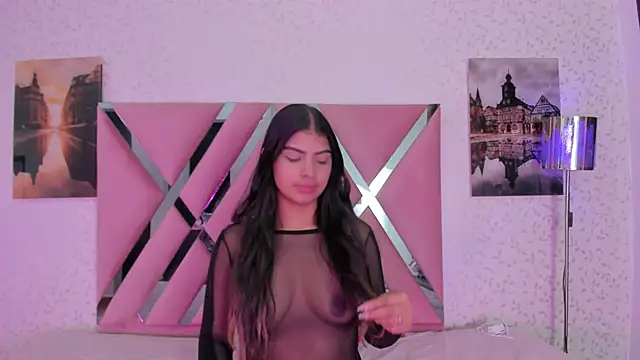 Snapshot of SophiaSalazar_ chatting on November 7, 2025, 11:59 am SophiaSalazar online show from November 7, 2025, 11:59 am