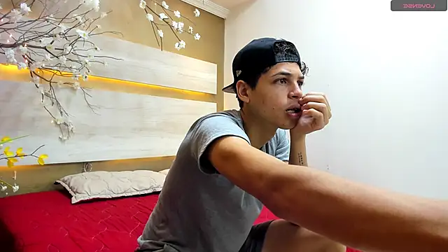 Mycandyfor You online show from October 3, 2025, 7:04 pm