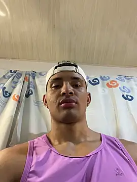 Snapshot of Smith_Fitness chatting on March 18, 2026, 12:41 pm Smith Fitness online show from March 18, 2026, 12:41 pm