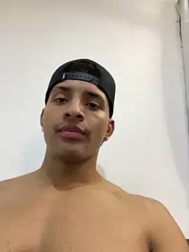 Snapshot of Smith_Fitness chatting on April 5, 2026, 7:20 pm Smith Fitness online show from April 5, 2026, 7:20 pm