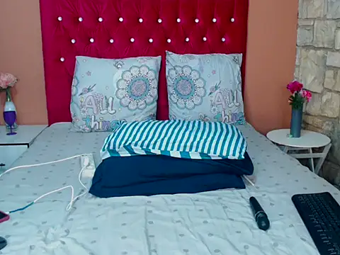 ThickAss Cheeks online show from November 13, 2025, 10:52 am