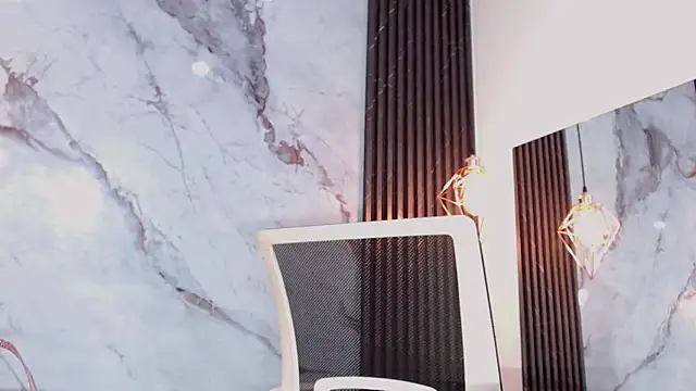 Penelopee Rouse online show from March 9, 2026, 7:28 pm