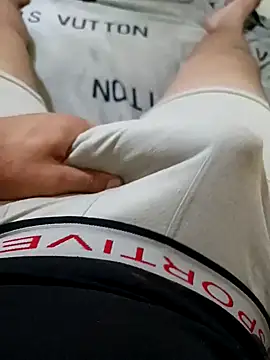 Snapshot of anis3g4 chatting on September 28, 2025, 3:19 pm anis3g4 online show from September 28, 2025, 3:19 pm