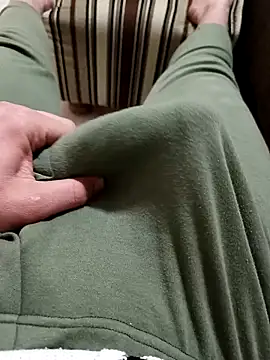 Snapshot of anis3g4 chatting on November 28, 2025, 7:47 pm anis3g4 online show from November 28, 2025, 7:47 pm