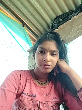 Snapshot of Yatiksha_Beby chatting on November 5, 2025, 9:23 am Yatiksha Beby online show from November 5, 2025, 9:23 am