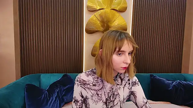 Snapshot of Beverly_Gomes chatting on December 1, 2025, 3:24 pm Beverly Gomes online show from December 1, 2025, 3:24 pm