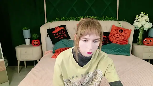 Snapshot of Beverly_Gomes chatting on October 18, 2025, 5:31 am Beverly Gomes online show from October 18, 2025, 5:31 am