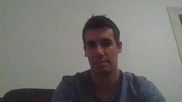 JulioIsHere4you online show from November 15, 2025, 11:25 am