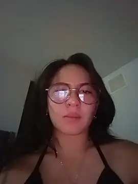 Bella Sumers online show from May 27, 2026, 6:48 pm