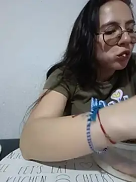 Bella Sumers online show from May 19, 2026, 6:15 pm
