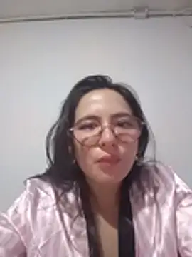 Bella Sumers online show from May 25, 2026, 7:23 pm