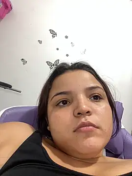 Snapshot of sofilop chatting on October 18, 2025, 12:45 am sofilop online show from October 18, 2025, 12:45 am