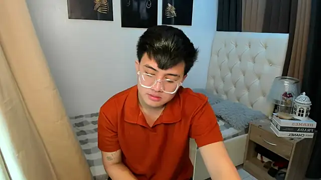 KentAivan online show from October 17, 2025, 4:53 pm