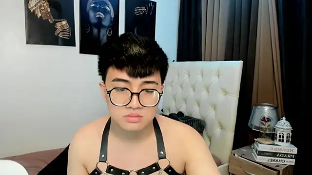 KentAivan online show from October 15, 2025, 8:33 am