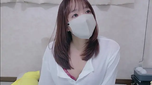 Mayu o19o online show from October 24, 2025, 2:38 pm