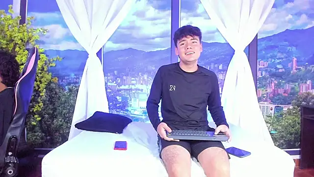 SluttyBoyDuo online show from October 9, 2025, 3:07 am