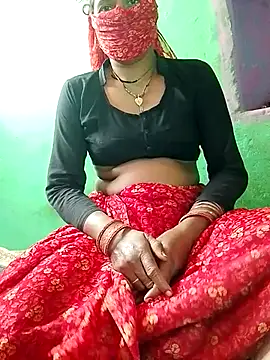 CUTE-004 online show from November 26, 2025, 8:14 am