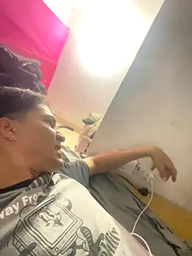 StevenHumps online show from September 16, 2025, 9:27 pm