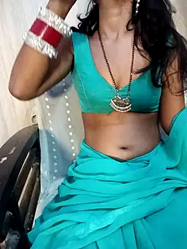 Bhabhilux2025 online show from November 7, 2025, 6:51 am