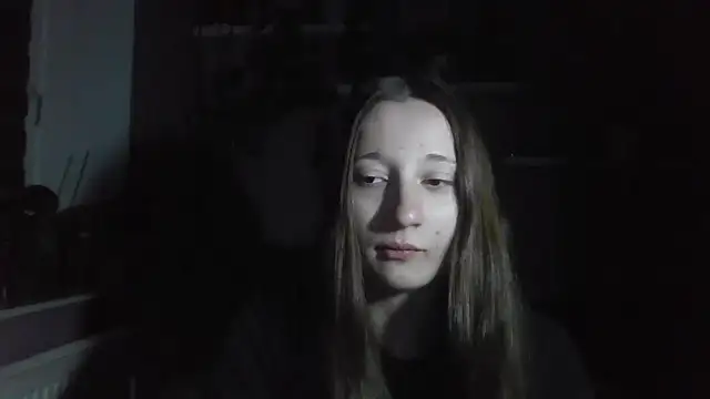 LindaPretty online show from October 12, 2025, 8:10 pm
