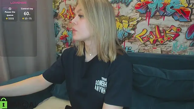 Snapshot of Jerry-Hall chatting on March 31, 2026, 1:18 am Jerry-Hall online show from March 31, 2026, 1:18 am