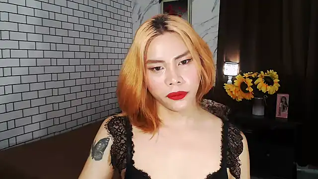 Snapshot of BigAssAlexa chatting on September 30, 2025, 12:55 pm BigAssAlexa online show from September 30, 2025, 12:55 pm