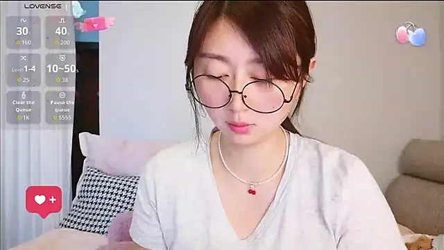Snapshot of Diva_VVN chatting on May 30, 2026, 12:17 am Diva VVN online show from May 30, 2026, 12:17 am