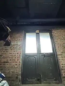 siki-00 online show from November 16, 2025, 11:41 pm