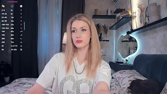 Snapshot of FrancisBivona chatting on November 16, 2025, 7:13 am FrancisBivona online show from November 16, 2025, 7:13 am