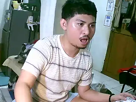 Snapshot of cuteipinoy chatting on October 31, 2025, 4:25 pm cuteipinoy online show from October 31, 2025, 4:25 pm
