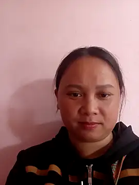 -Kitty-92 online show from September 18, 2025, 4:37 am